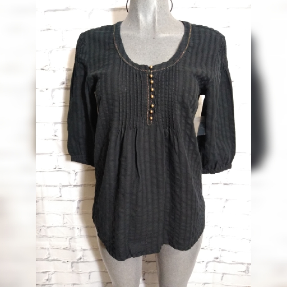 Gloria Vanderbilt textured black blouse size L